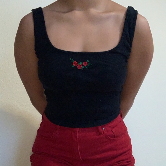 Brandy Melville Ribbed Square Neck Rose Tank - Picture 2 of 3